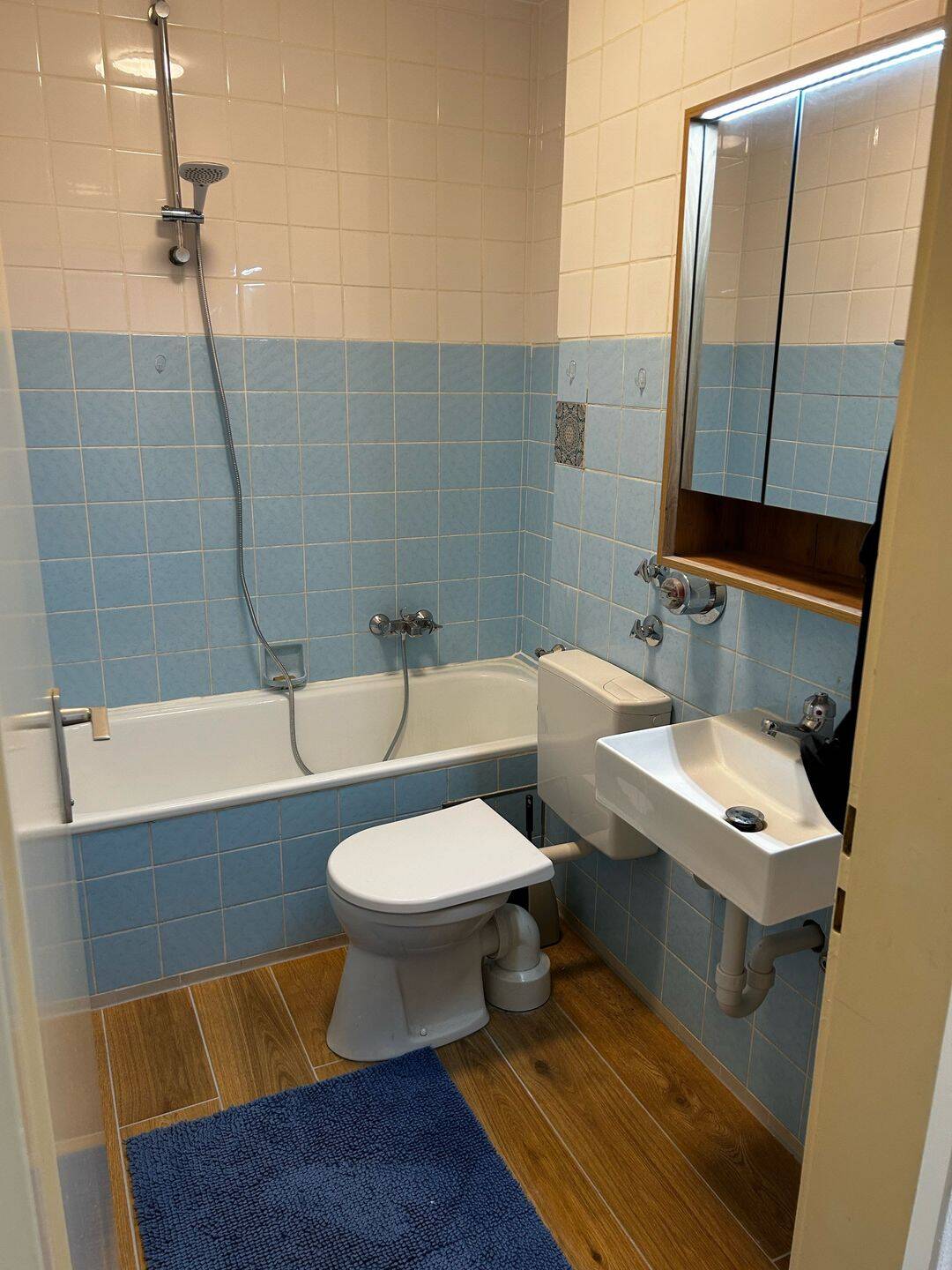 Gut gelegenes Appartment möbliert und eingerichtet – Augsburg – Vorschaubild 5