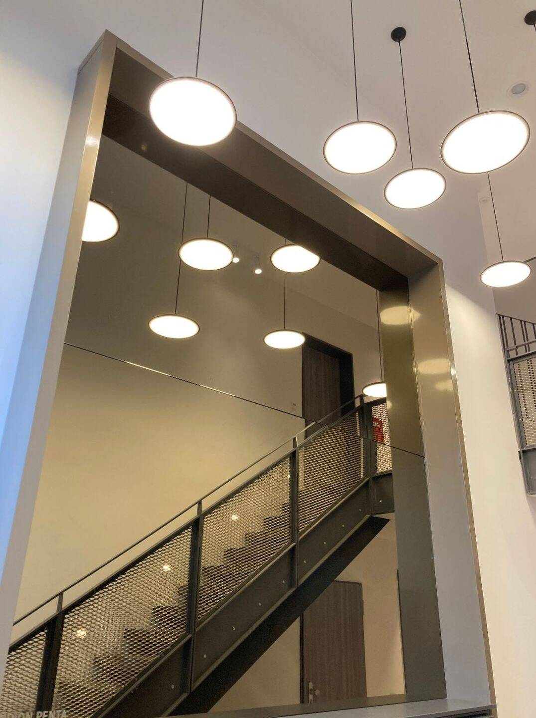 PANDION PENTA gehobene 2 Zimmer Wohnung, barrierefrei - Einbauküche - großzügiges Bad- Loggia – München – Vorschaubild 8