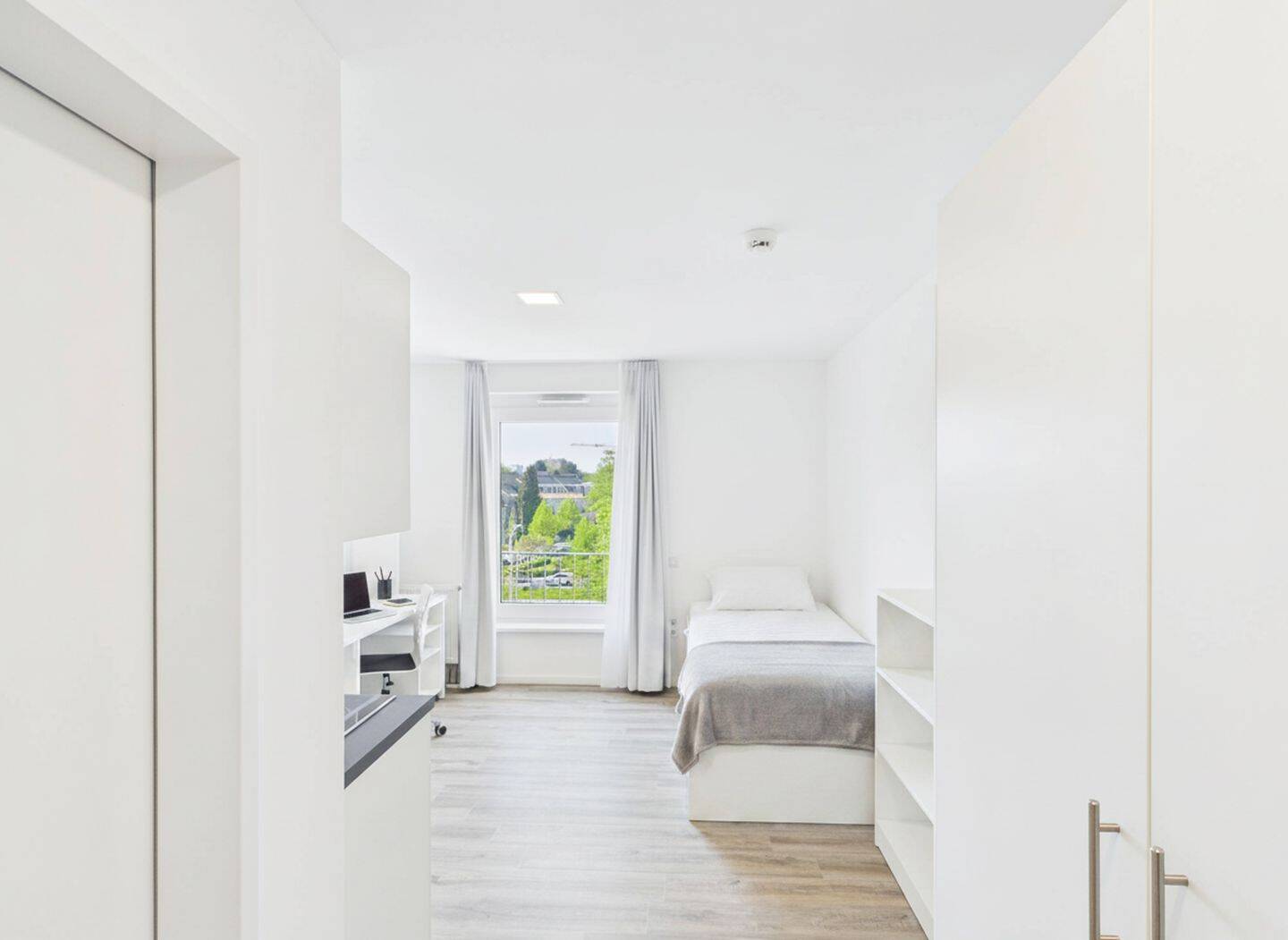 Ab sofort: Modernes All-Inclusive Apartment in Düsseldorf | Classic Studio