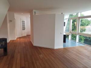 Traumhafte Dachgeschosswohnung mit Balkonen und hervorragender Ausstattung in ruhiger Lage – 22391 Hamburg – Vorschaubild 3
