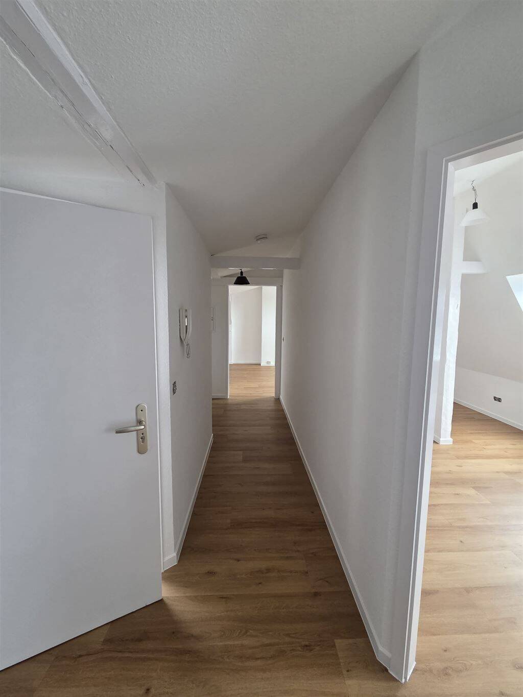 Helle 2-Zimmer- Altbauwohnung in Uni-Nähe // Schweffelstraße