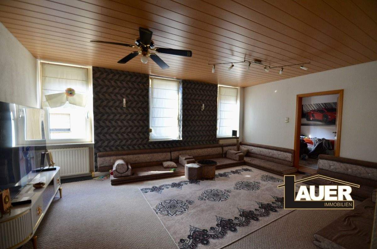 Mehrfamilienhaus mit 4 Garagen in Saarbrücken zu verkaufen. – Saarbrücken – Vorschaubild 8
