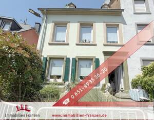 Süßes Einfamilienhaus mit Terrasse und Carport in Lux-Pendler Lage
