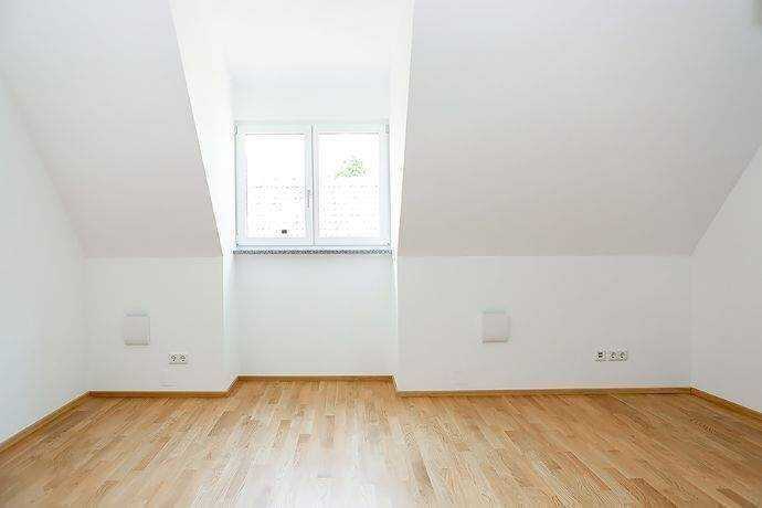 Wunderschöne 2-Zi.-Maisonettewohnung mit Einbauküche – Nürnberg – Vorschaubild 5