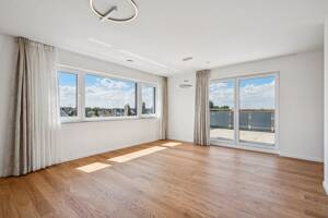 Neuwertiges Penthouse | hochwertige Ausstattung | Dachterrasse | Stellplatz | Top-Lage von Mühlheim – 63165 Mühlheim am Main – Vorschaubild 3