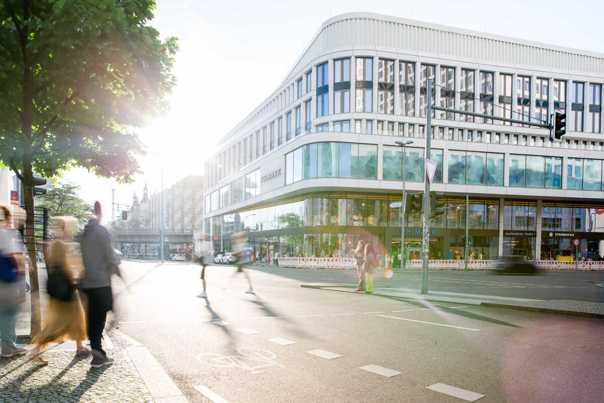 Charlottenburg: Eislebener Str: VERMIETETE 1-Zi-Whg, 40m² - 3.OG + SÜD-Balkon - kündbar in 9 Monaten – Berlin – Vorschaubild 9