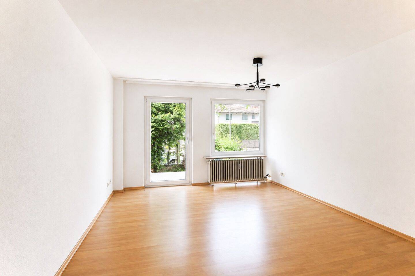 AIGNER - Sonnenplatz in Obermenzing: 1,5 Zimmer mit Garten & S/W-Terrasse – München – Vorschaubild 2
