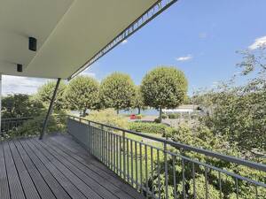 Exklusive 3-Zimmer-Wohnung mit Balkon und TG-Stellplatz in erster Rheinlage – 67061 Ludwigshafen am Rhein – Vorschaubild 1