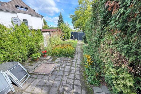 Reihenmittelhaus in 50999 Köln mit 104 m² kaufen