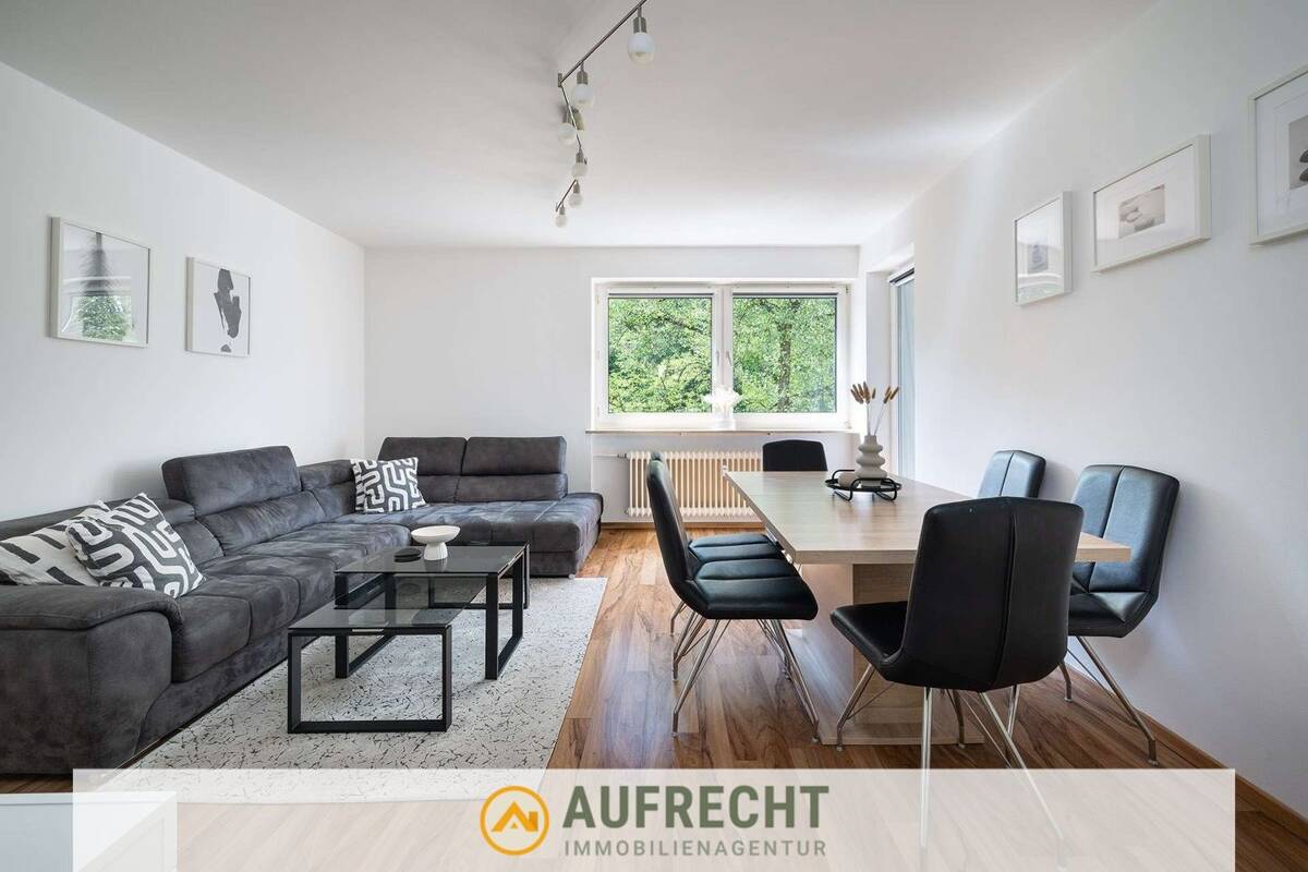 AUFRECHT °Wohnen mit Charakter° - Stilvolle 3-Zi.-Wohnung in Feldmoching-Lerchenau West – 80995 München – Bild 1 von 9