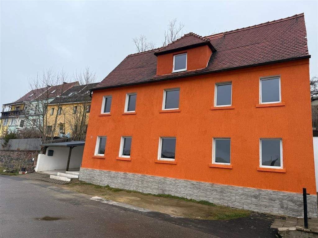 Großzügiges Einfamilienhaus in ruhiger Lage - 2025 modernisiert – Hainichen – Bild 1 von 9