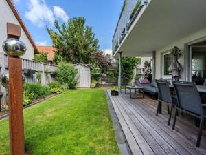 Erdgeschosswohnung mit großem Garten, sonniger Terrasse und zwei Tiefgaragenstellplätzen – 90768 Fürth – Vorschaubild 6