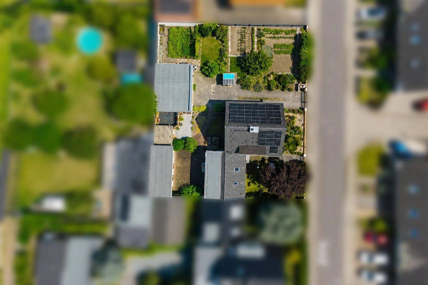 Wohnträume für Generationen: Viel Raum, großer Garten und Doppelgarage in Magdeburg-Alt Olvenstedt – Magdeburg – Vorschaubild 4
