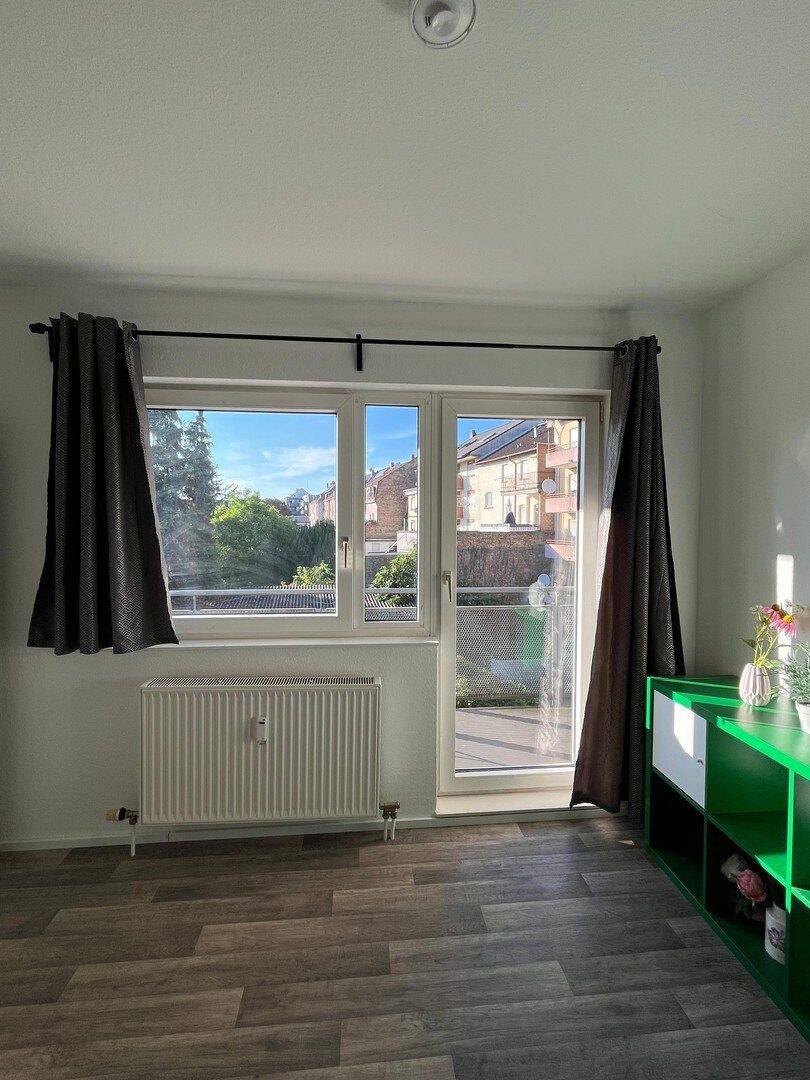 ?? Frisch renoviertes Balkon-Apartment | Möbliert | Nähe BASF, SAP, Hochschule & Innenstadt – Mannheim – Vorschaubild 2