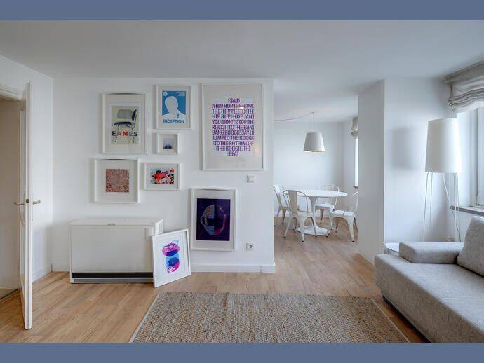 Möbliert: Voll möblierte Balkonwohnung – München – Vorschaubild 3