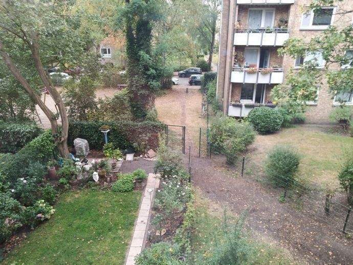 Charmante, helle 3-Zimmer-Wohnung in ruhiger Seitenstraße mit Balkon im begehrten Barmbek Süd - energetisch voll sanierte Wohnanlage - FREI LIEFERBAR – Hamburg – Vorschaubild 2