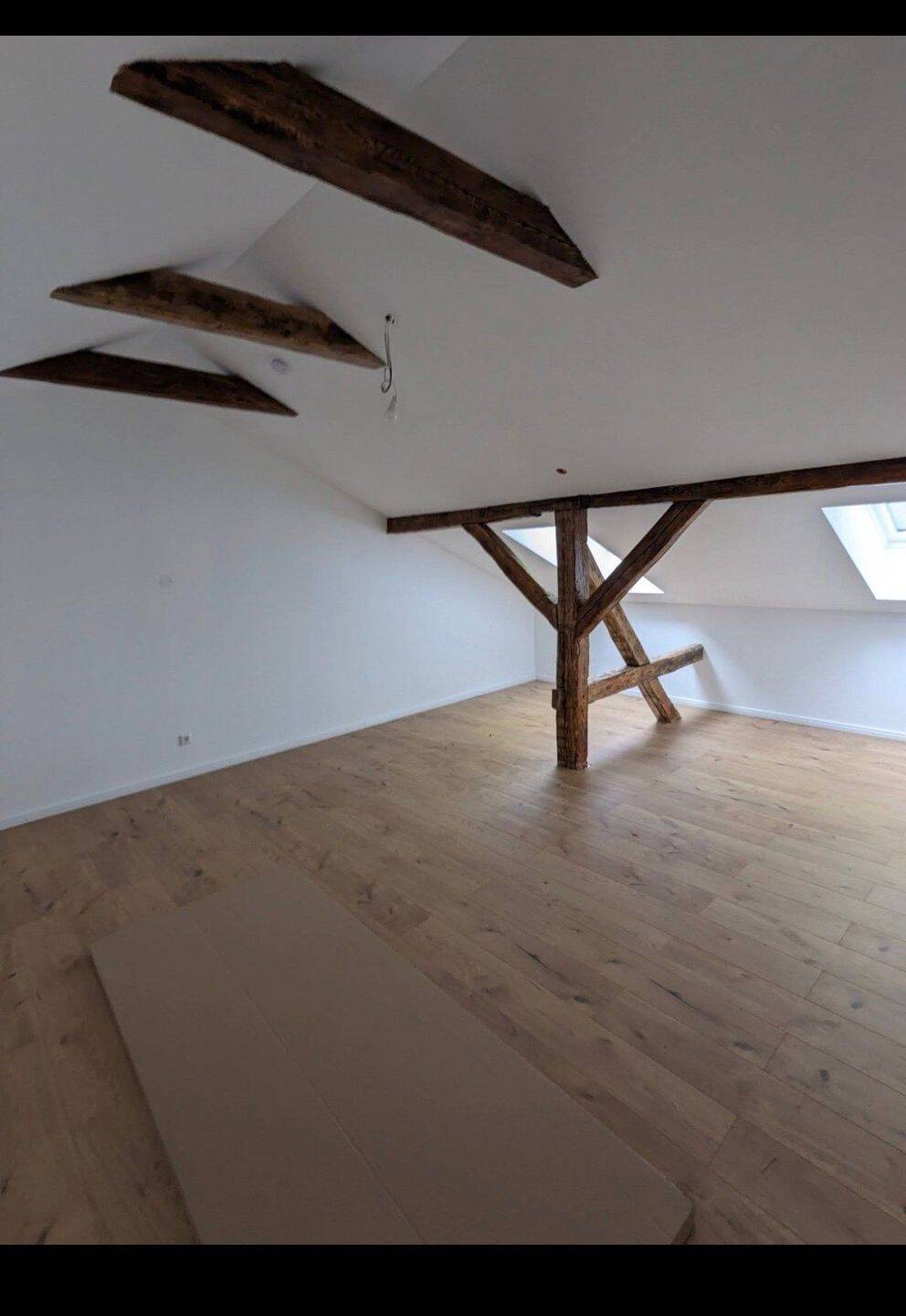 Wohnen im Grünen: Lichtdurchflutete 4 Zimmer Maisonette