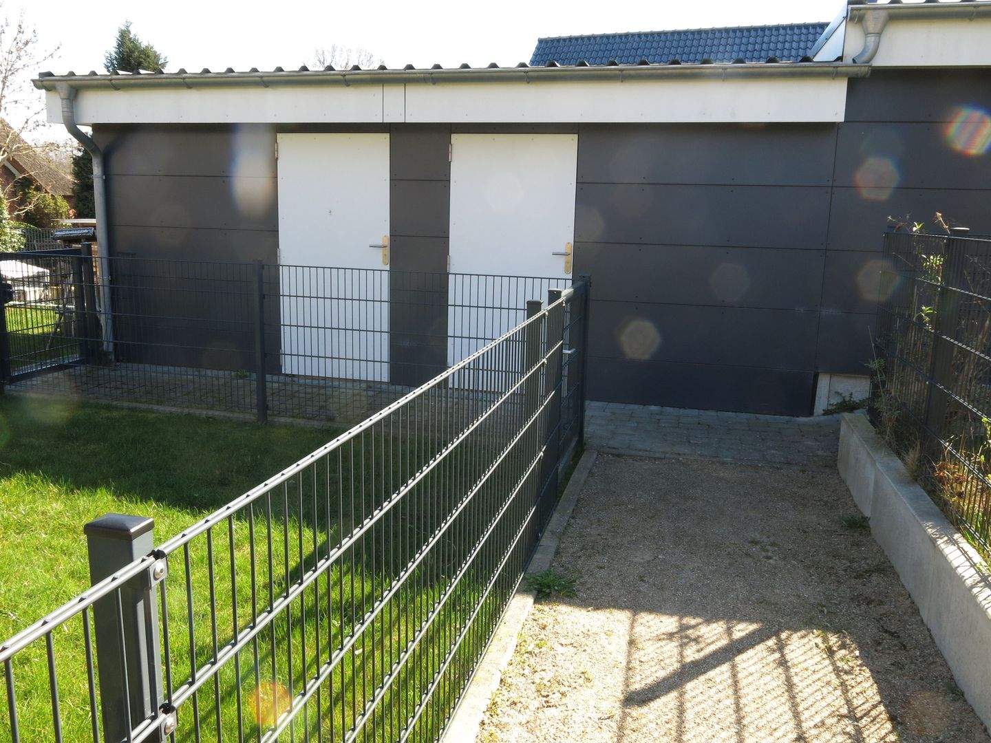 NEUER PREIS! Neubau, energieeff."A" mit 2 ETW`s,bester Ausstattung, 2 Pkw-Stellplätzen, Garten, 1 Einheit frei, 1 vermietet in HL Oberbüssau – Lübeck – Vorschaubild 3