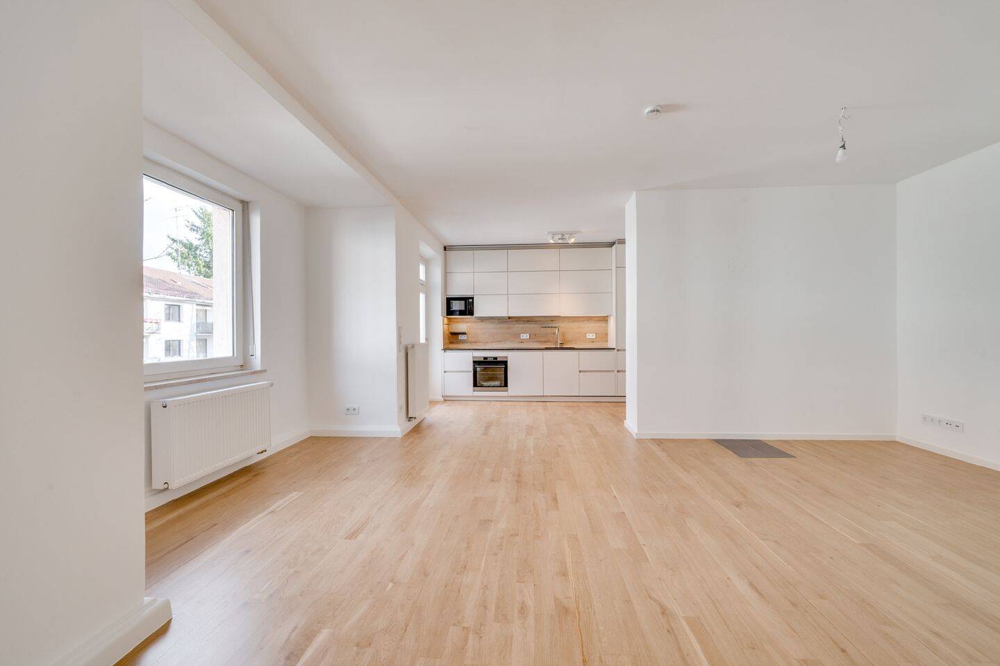 AIGNER - Aufwendig sanierter Altbau-Traum in ruhiger Innenhoflage