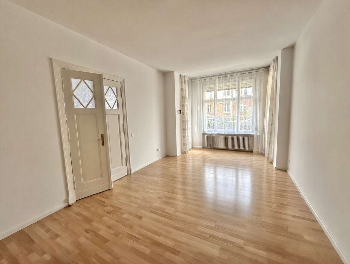 Charmante Altbauwohnung im historischen Altbau in traumhafter Lage – Berlin – Vorschaubild 4