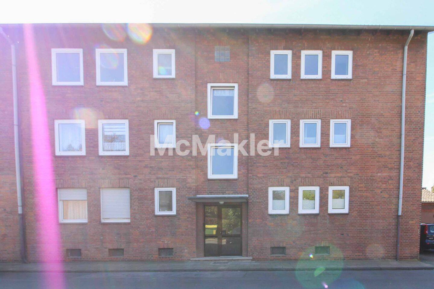 Gut geschnittene 3 Zimmer Wohnung – Oberhausen – Bild 1 von 8