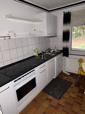1-2 Familienhaus mit Loggia, Garage und Garten in schöner und ruhiger Wohnlage von Eisern – 57080 Siegen – Vorschaubild 4