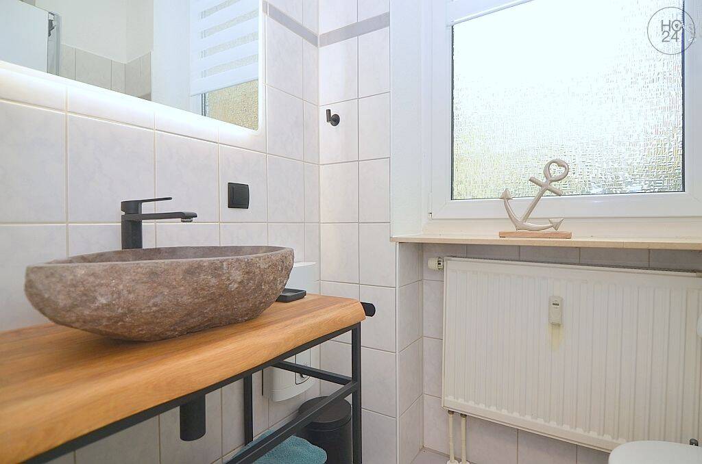 Modern möblierte Wohnung mit WLAN in Gärten-hinter-der-Veste – Nürnberg – Vorschaubild 4