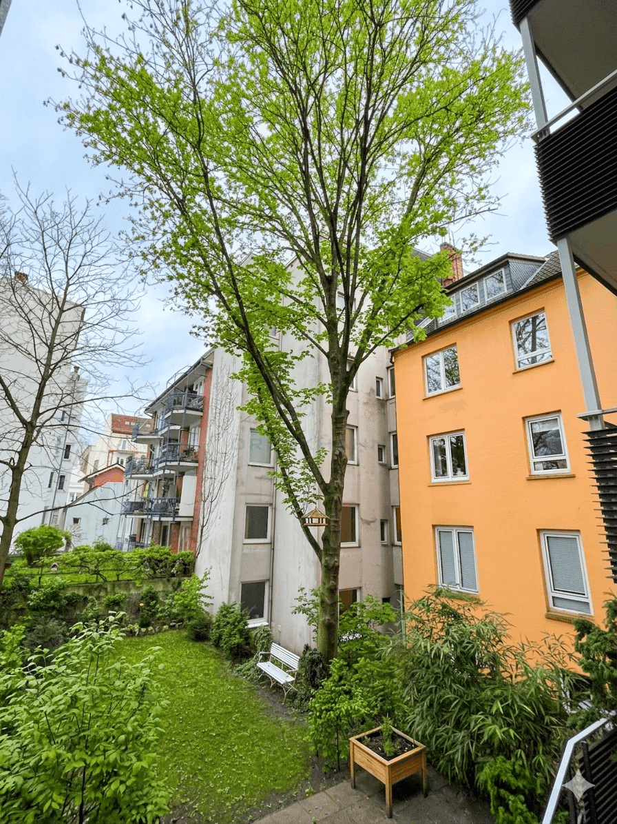 Abgeschlossenheit erteilt, Dachausbau genehmigt: MFH Uhlenhorst sofort aufteilbar – Hamburg – Vorschaubild 3