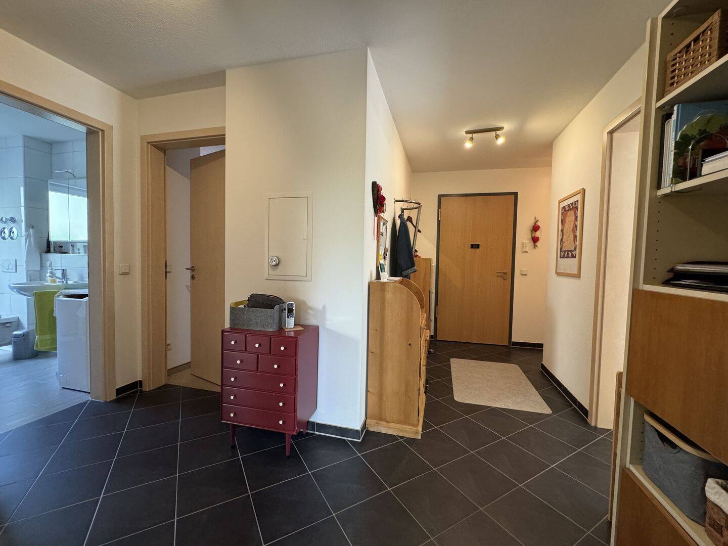 Charmante Erdgeschosswohnung mit Gartenanteil, Garage und zwei Carports in Röthenbach b. Schweinau – Nürnberg – Vorschaubild 5