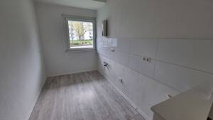 Gepflegte und Helle 2-Zimmer-Wohnung mit Einbauküche! – 45147 Essen – Vorschaubild 5