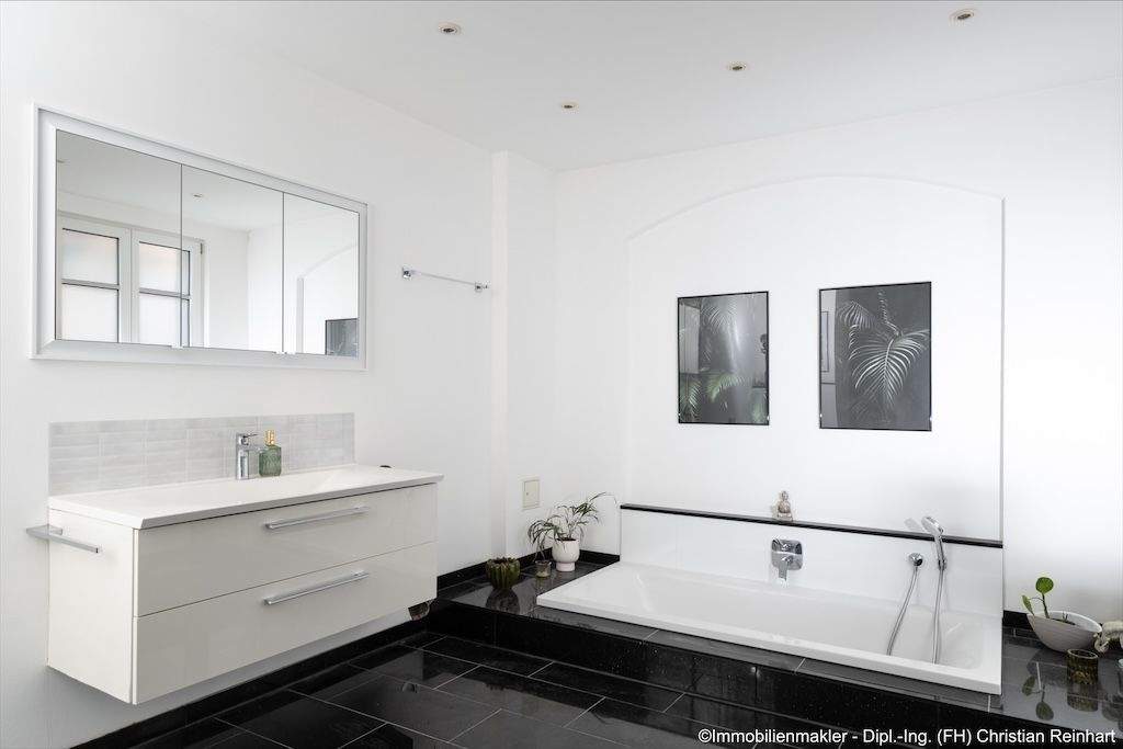 *** Traumhafte Loft Wohnung in toller Nordstadt Lage *** – Nürnberg – Vorschaubild 9