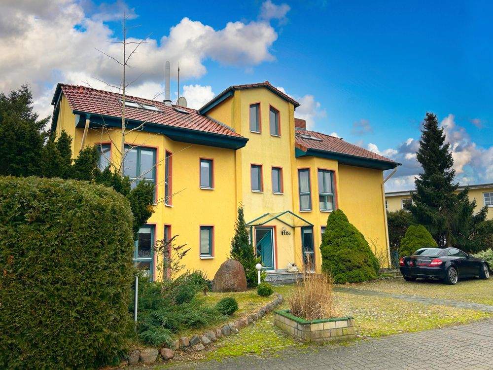 Mehrfamilienhaus in Zinnowitz - ca. 1,5 km Fußweg zur Ostsee – Zinnowitz – Bild 1 von 9
