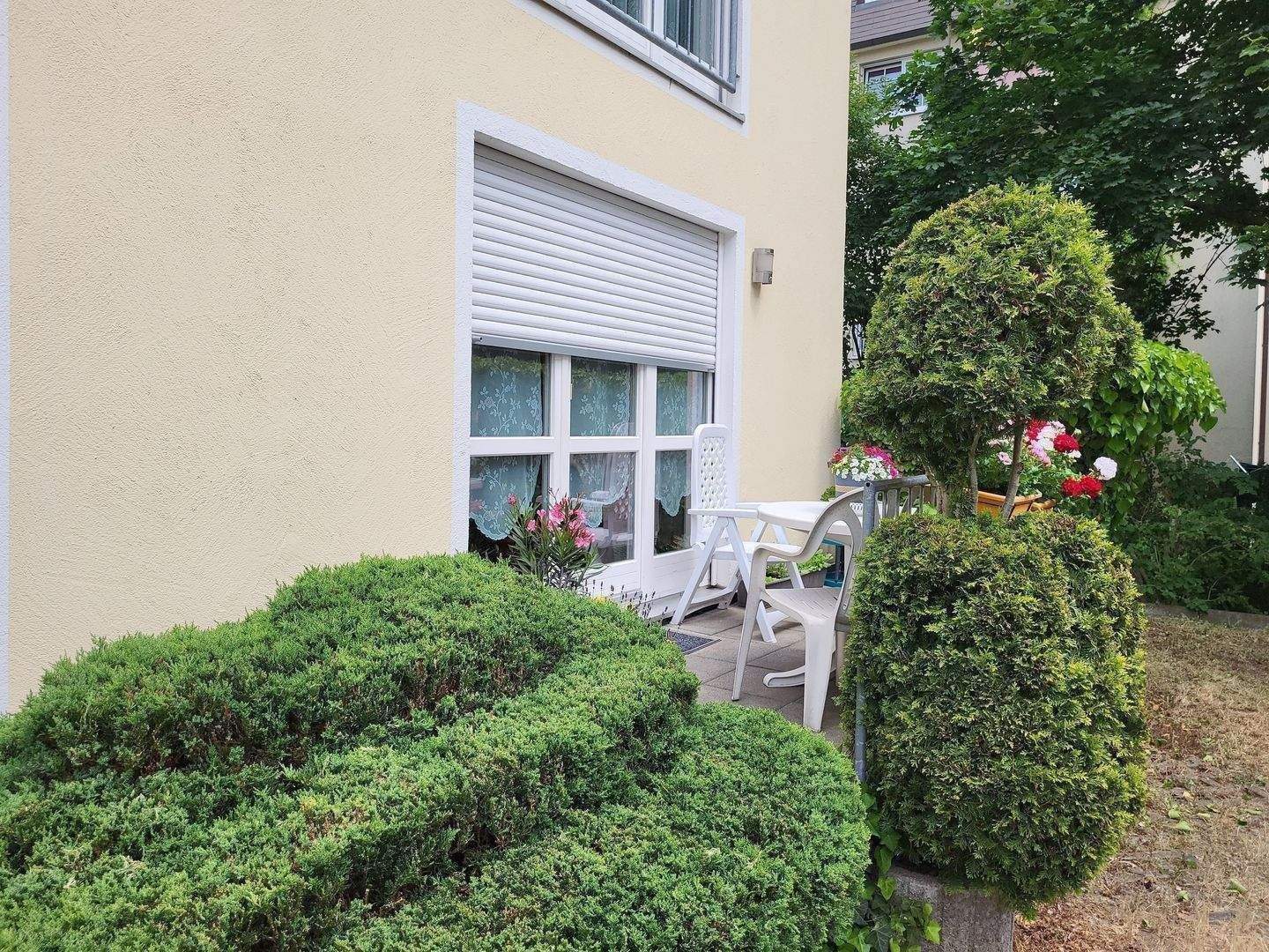 Lichtdurchflutete sonnige 2-R-Terrassenwohng. in ruhiger grüner Lage von Dresden-Cotta – Dresden – Vorschaubild 2