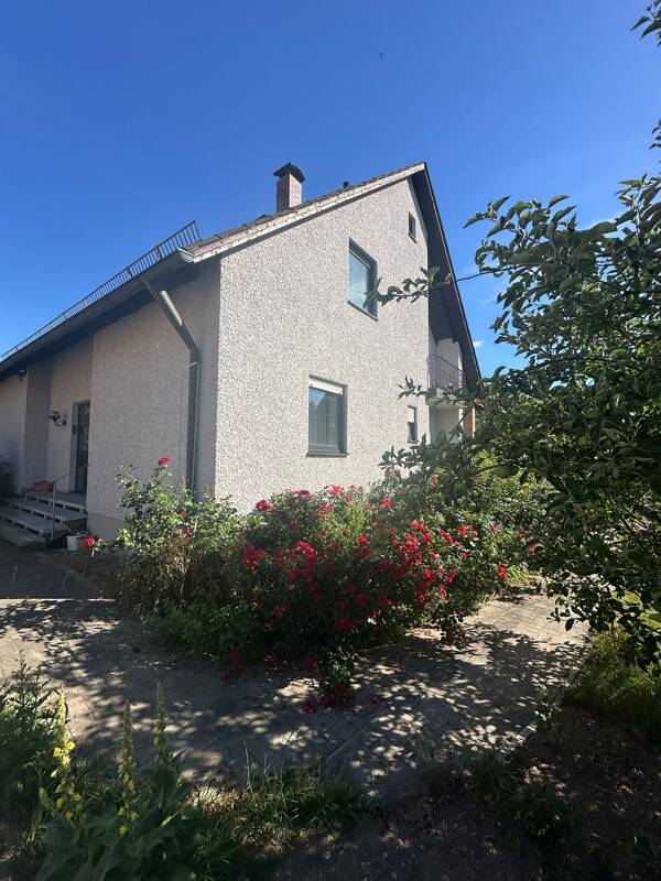 Haus in 93128 Regenstauf mit 208 m² kaufen