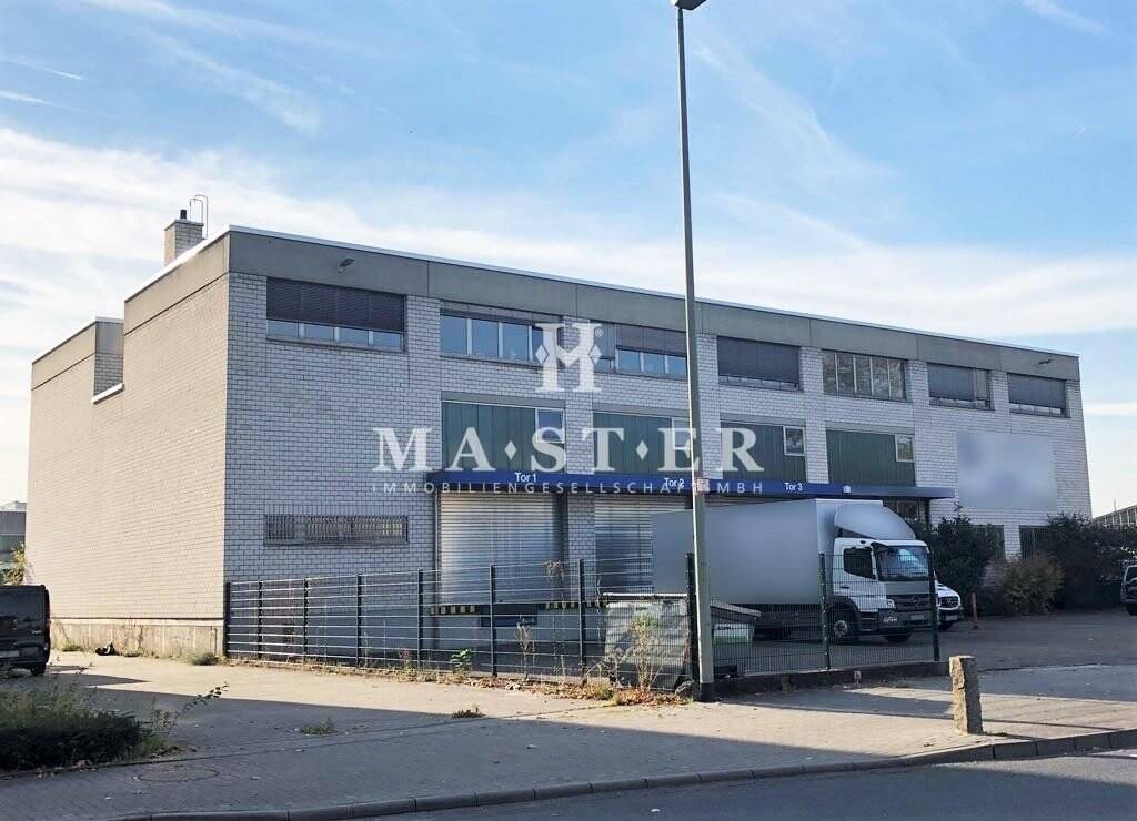 Einzigartiges Büro mit Blick auf den See in Kelsterbach