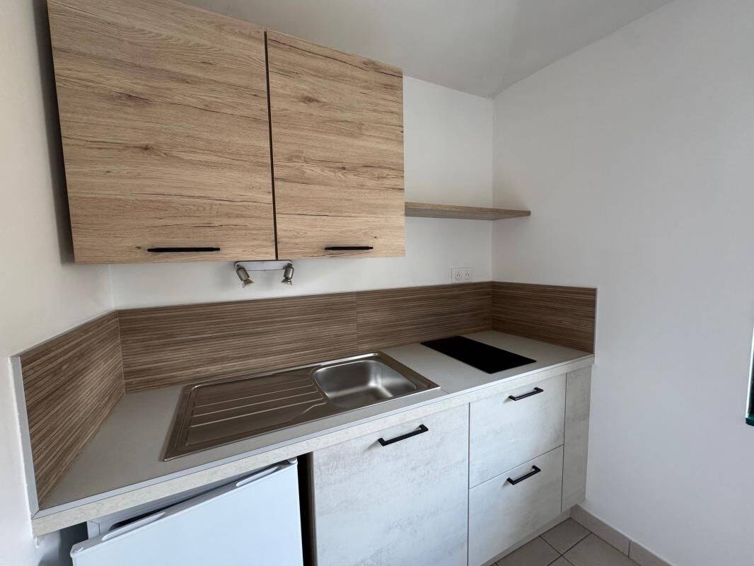 Appartement 1 pièce 18 m² · à Limoges · 17,6 m² · 350 €/mois