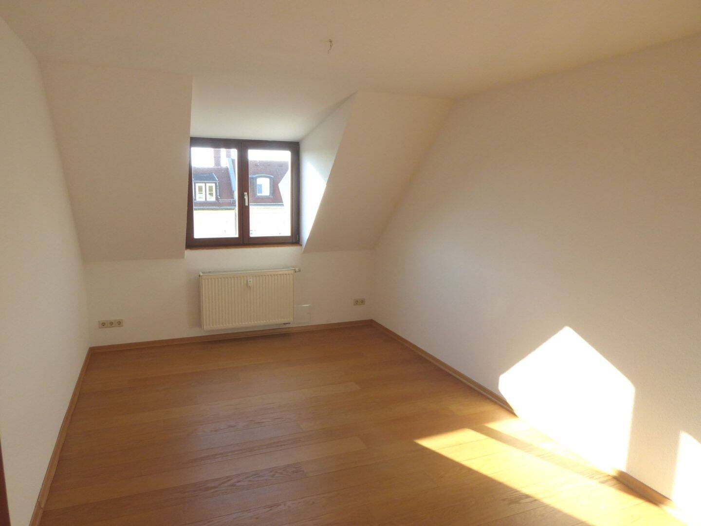 Gohlis...Sonnige Dachgeschoss-Wohnung mit Flair! – Leipzig – Vorschaubild 9