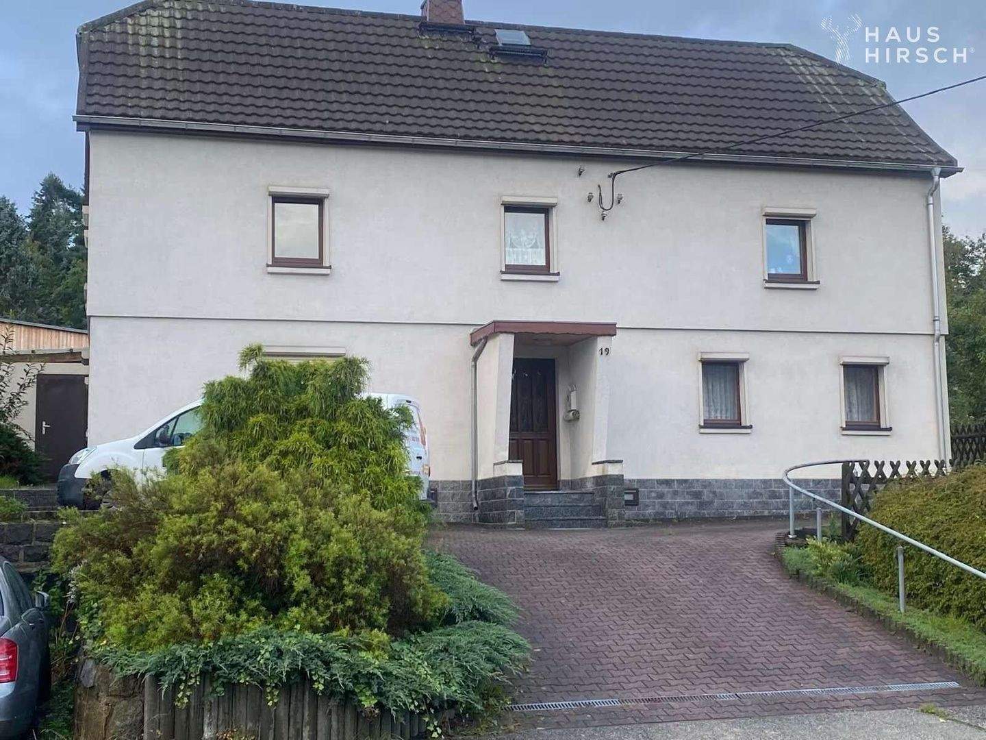 Großzügiges Einfamilienhaus mit Ausbaureserve und schönen Garten – Steinigtwolmsdorf – Vorschaubild 2