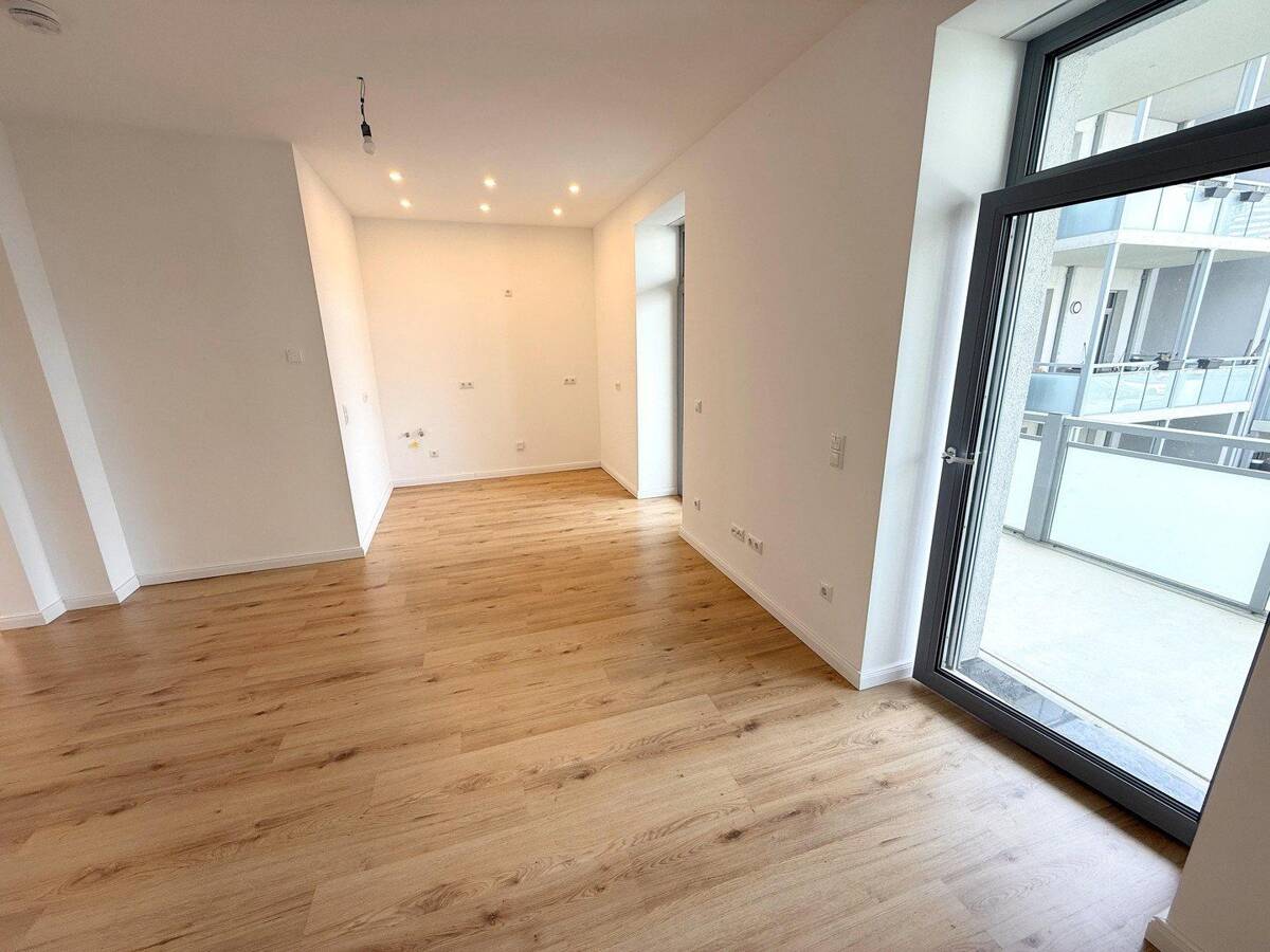 LUXUS in Elbnähe: Exklusive 2-Zi.-Whg. mit Balkon & Fußbodenheizung *Neubaustandard* – 39122 Magdeburg – Bild 1 von 9