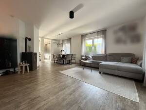 Luxuriöses Einfamilienhaus mit Garten, Wintergarten und Sauna in Paderborn – 33100 Paderborn – Vorschaubild 2