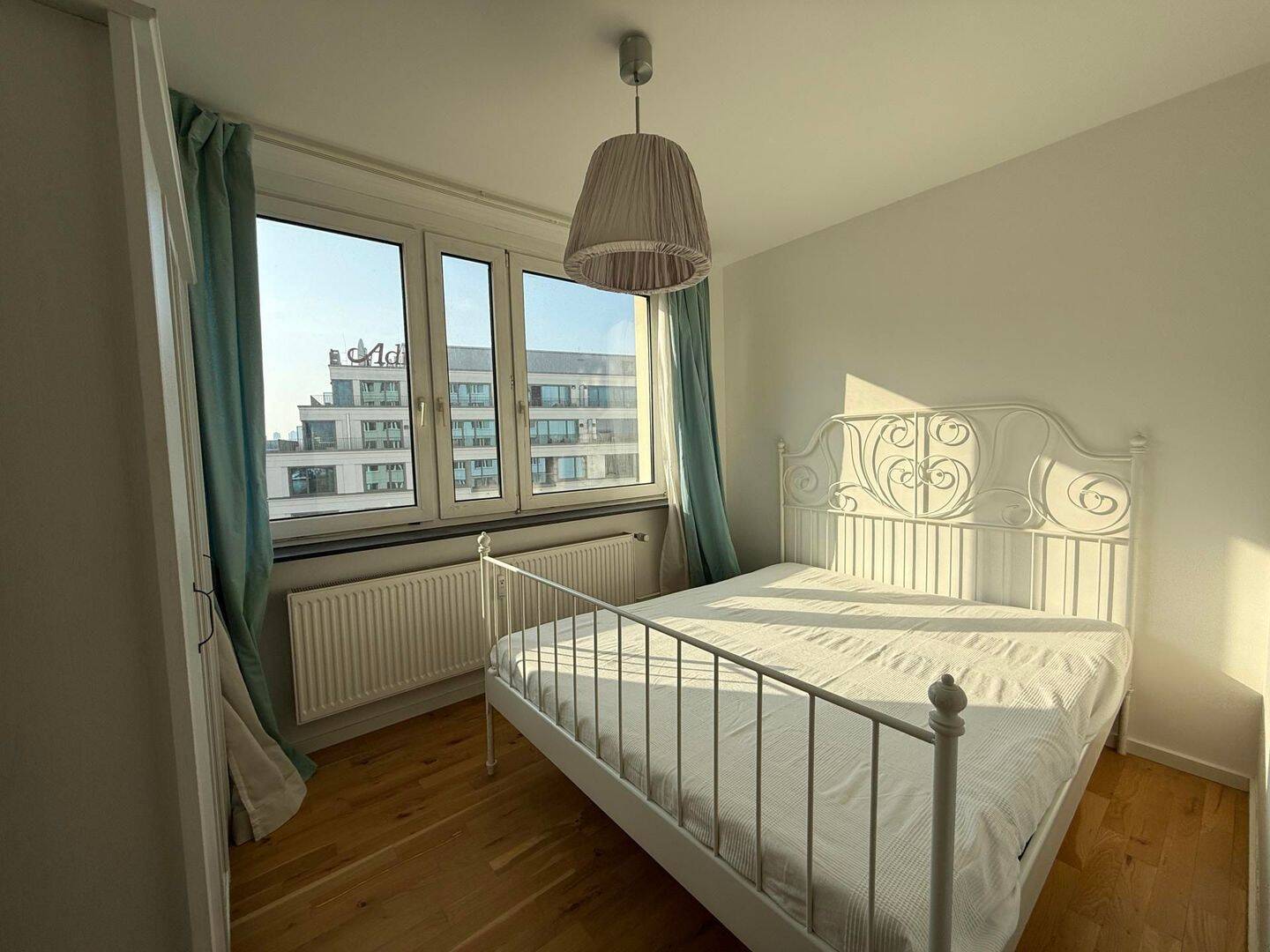Charmantes, helles Refugium mit sonnigem Balkon – Berlin – Vorschaubild 5
