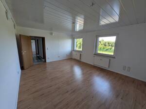 Helle 2-Zimmer-Wohnung mit Blick ins Grüne