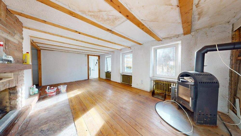 +++ Für Handwerker im Ortszentrum: Geräumiges 2-3 Familienhaus mit Balkon, überdachtem Freisitz, Garten und 2 Garagen in ruhiger Seitenstraße+++ – Waldfischbach-Burgalben – Vorschaubild 7
