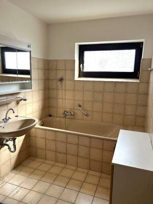 Geräumige 3-Zimmer-Wohnung mit Einbauküche und Westbalkon in Leverkusen-Opladen! – 51379 Leverkusen – Vorschaubild 7