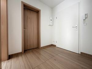 Moderne 2-Zimmer-Wohnung am Kurpark - nur wenige Gehminuten zum Strand! 2 Zi., ca. 48m² Wfl+ Stellp. – 17509 Lubmin – Vorschaubild 3