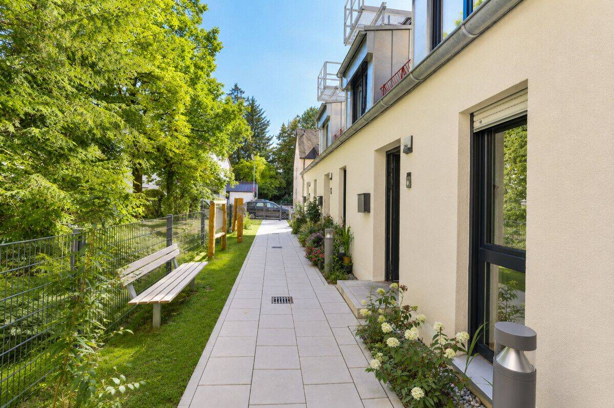 ERSTBEZUG! Exklusive 2,5-Zimmer-Maisonettewohnung mit Townhouse-Feeling