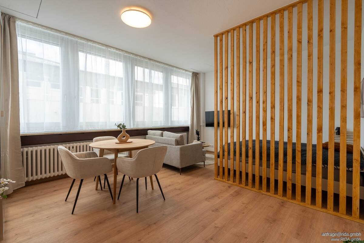 RIDA FLATS - Köln-CITY! All in plus! AAA Location + DOM + HBF + Lift + WIFI + Erstbezug + Saniert – 50667 Köln – Bild 1 von 9