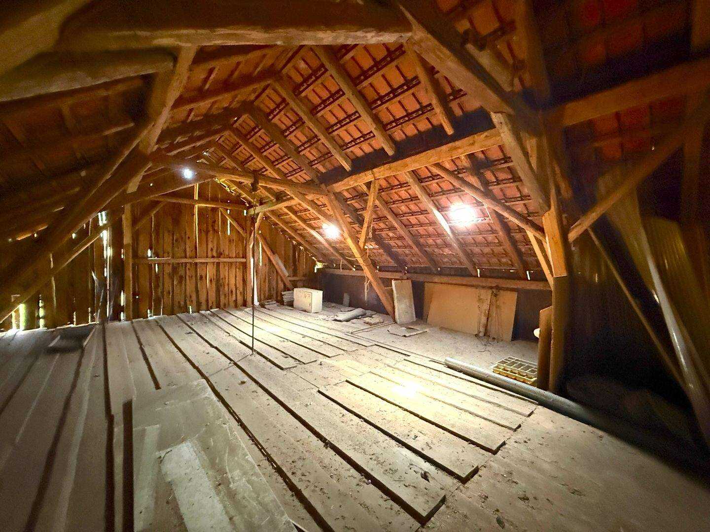 Geräumiges Einfamilienhaus mit Scheune, optional mit 1,2ha Wiese – Ortenburg – Vorschaubild 9