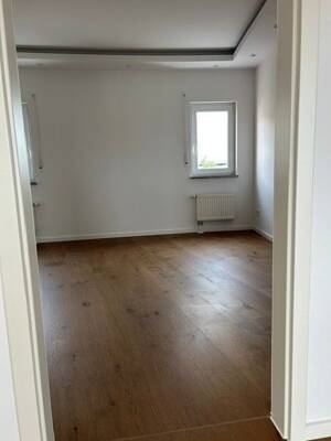 Moderne 3-Zimmer-Wohnung mit Balkon im Zentrum von Erlangen – 91052 Erlangen – Vorschaubild 7