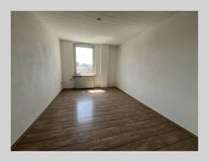 Charmante renovierte 3-Zimmer-Dachgeschoss-Wohnung in Altstadtlage von Lüdenscheid! – 58511 Lüdenscheid – Vorschaubild 4